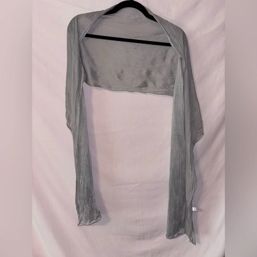 Chic Gray Sheer Scarf